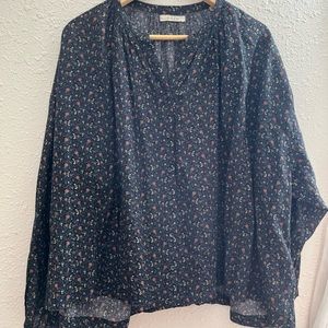 Dôen Jane blouse in a black floral print. Excellent condition